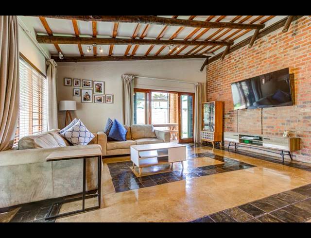 2 BEDROOM HOUSE FOR SALE IN GLEN MARAIS